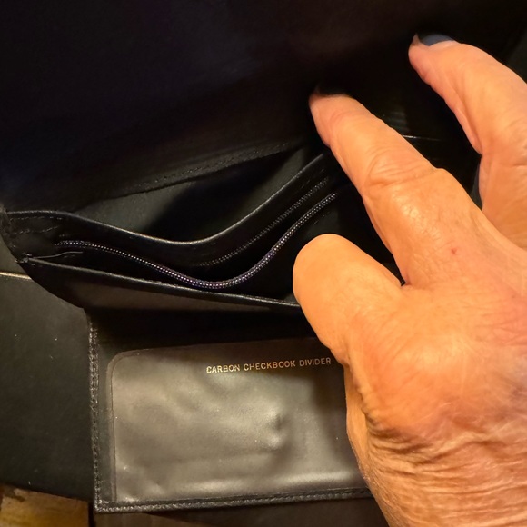 Ladies leather wallet - Picture 6 of 8